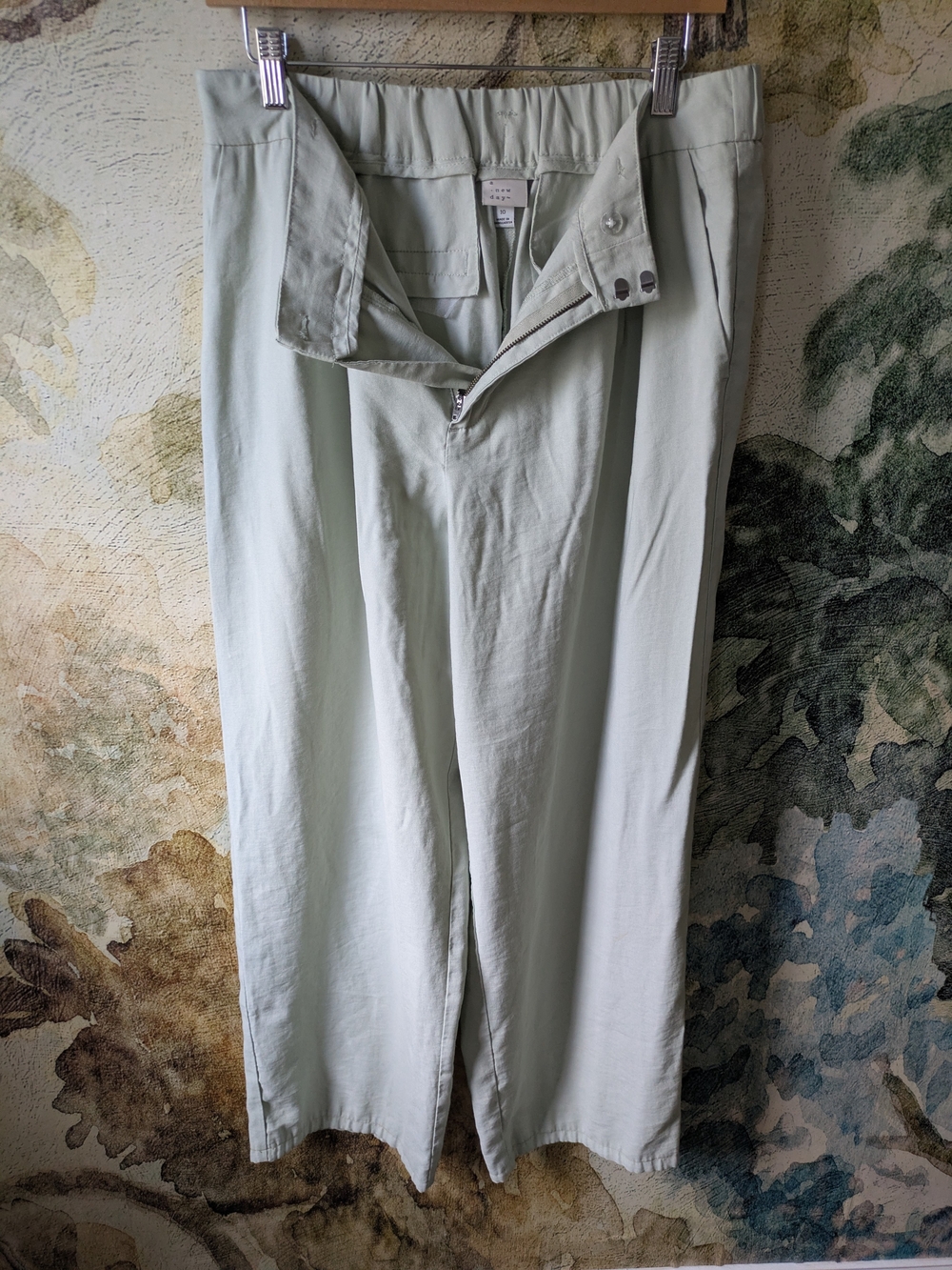 Light Green Men’s Dress Pants